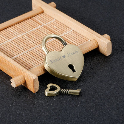 Chaveiro Cadeado do Amor Personalizado