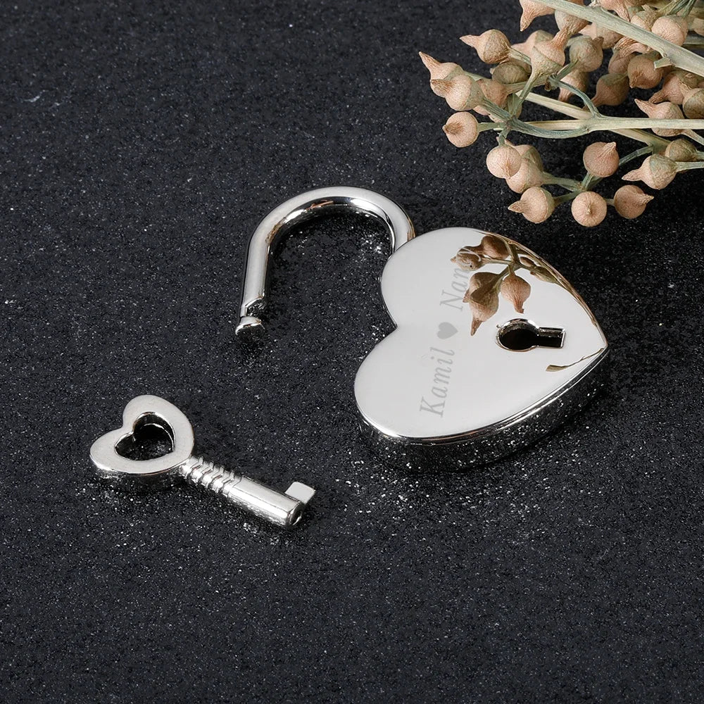 Chaveiro Cadeado do Amor Personalizado